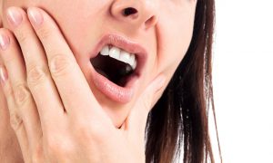 Tụt lợi buốt răng là gì? Địa chỉ uy tín chữa tụt lợi buốt răng